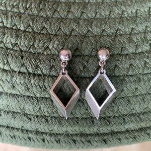 Vintage silver toned diamond shaped drop earrings 14k post